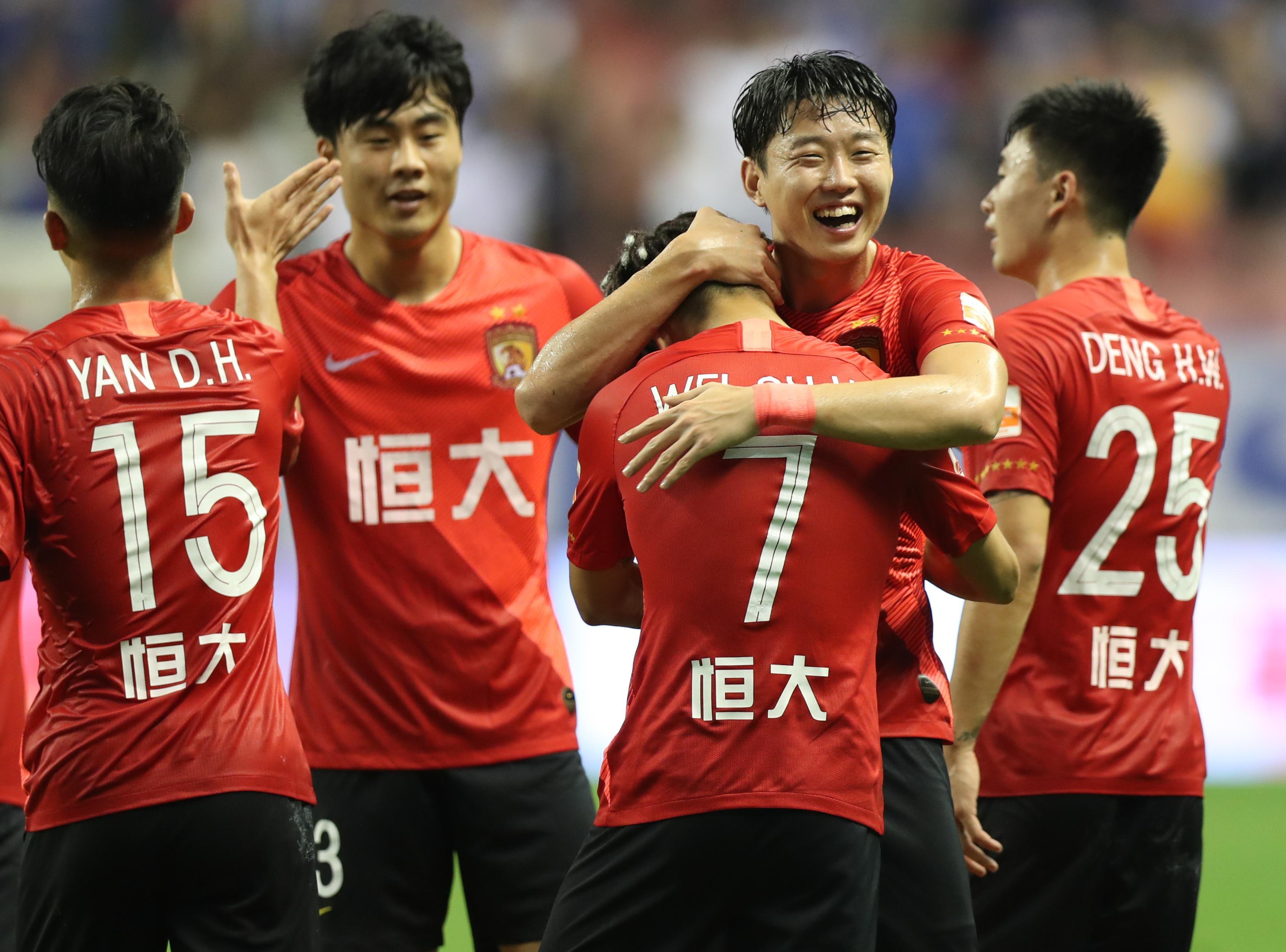 曼城冬窗强援！6500万拿下顶级飞翼：20场10球 签约5年半