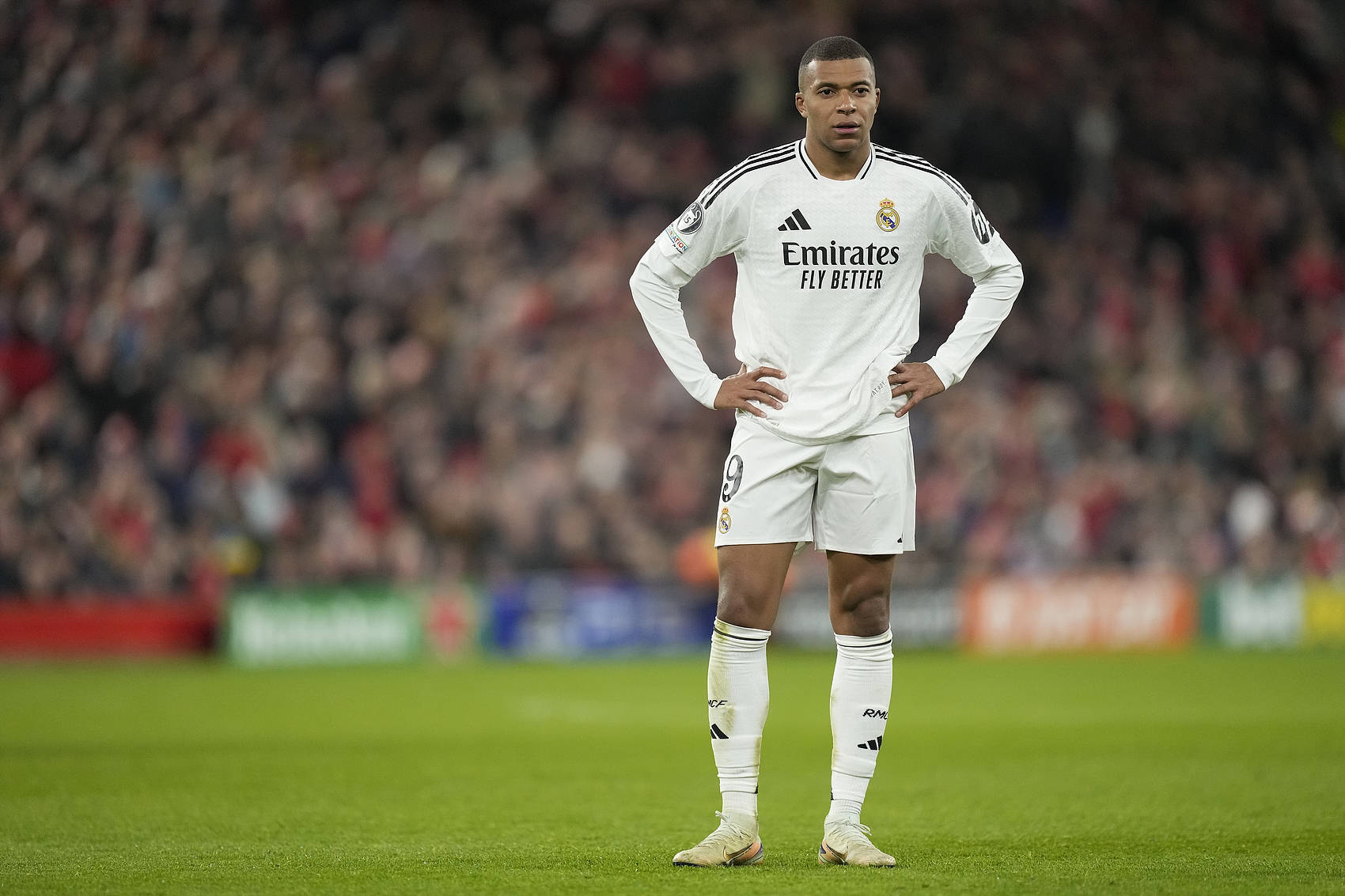 普里查德42分莫布利27+14 凯尔特人客场险胜骑士