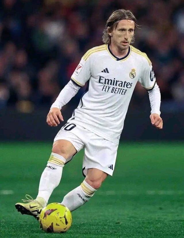 西部第六岌岌可危！火箭输球+5大坏消息，37岁杜兰特过度消耗，乌度卡遭质疑