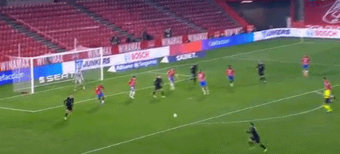 爱德华兹33分 森林狼战胜热火